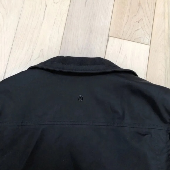 Lululemon mens camo lined jacket - Picture 12 of 12